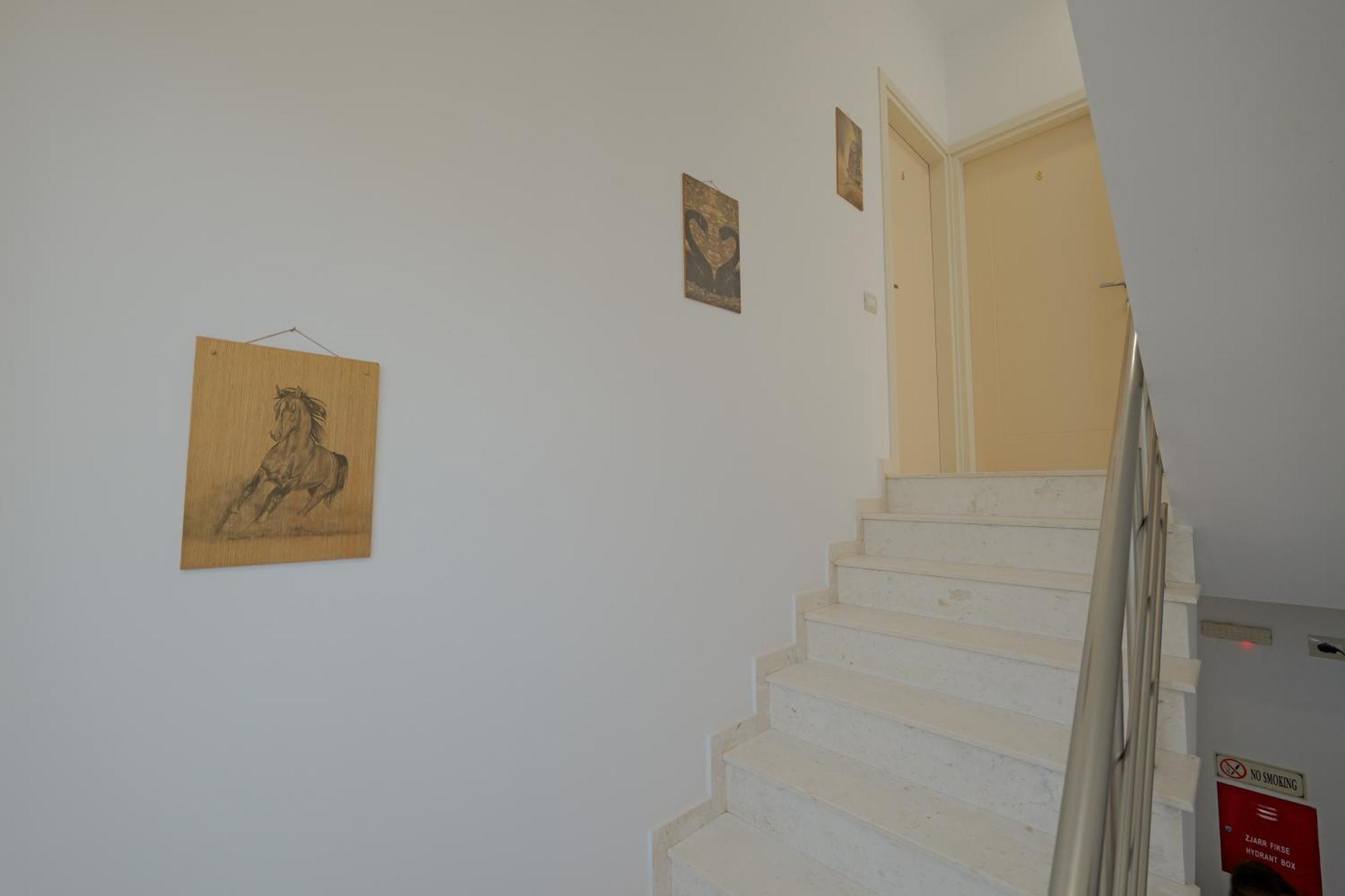 קסאמיל Hotel Veliaj מראה חיצוני תמונה