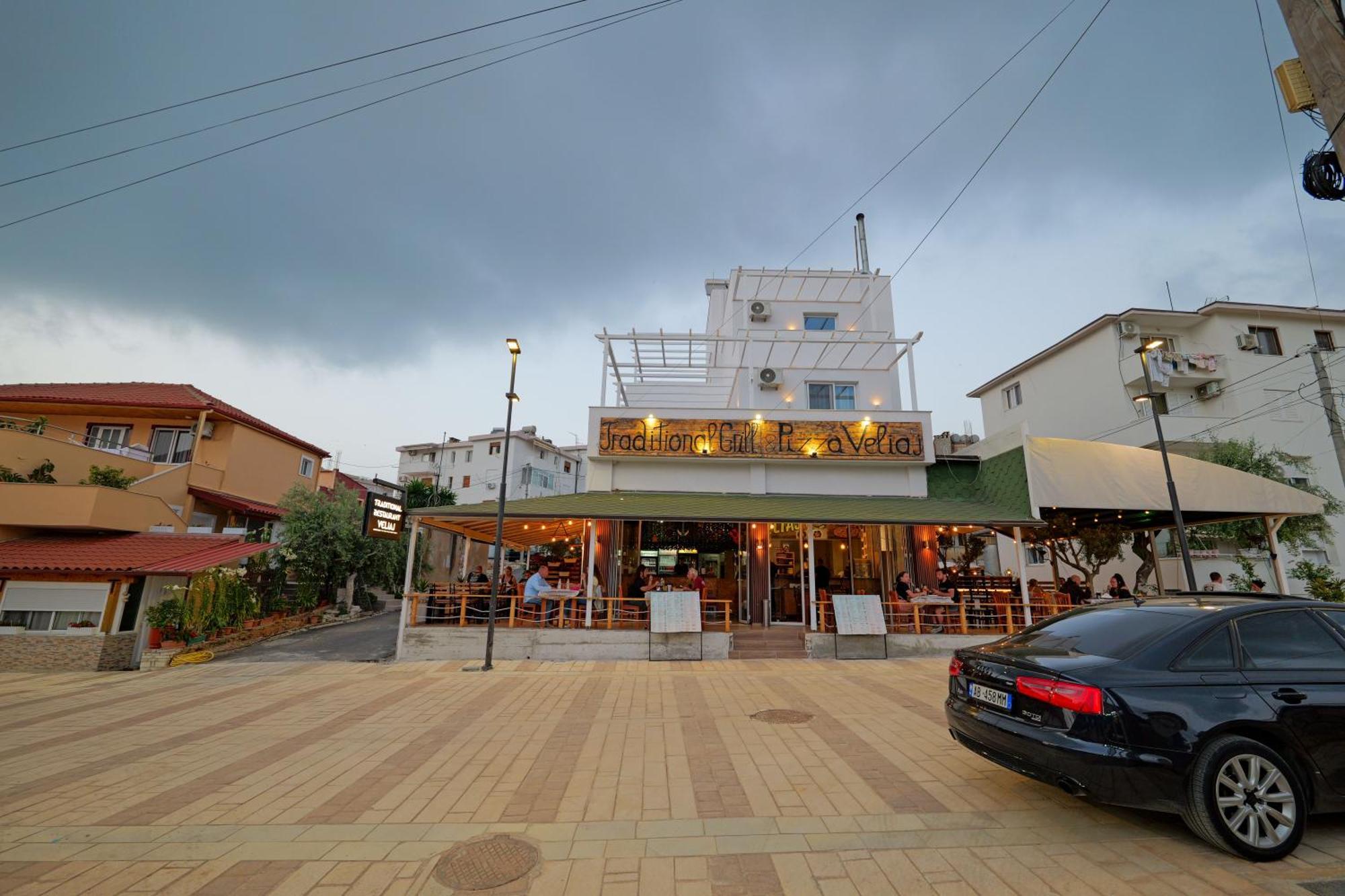 קסאמיל Hotel Veliaj מראה חיצוני תמונה