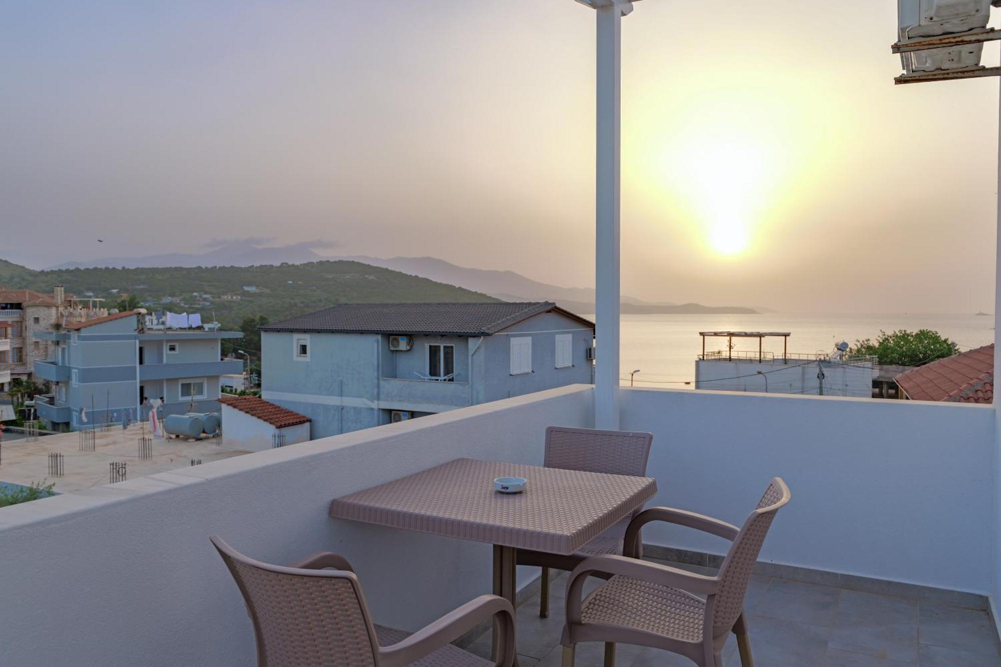 קסאמיל Hotel Veliaj מראה חיצוני תמונה