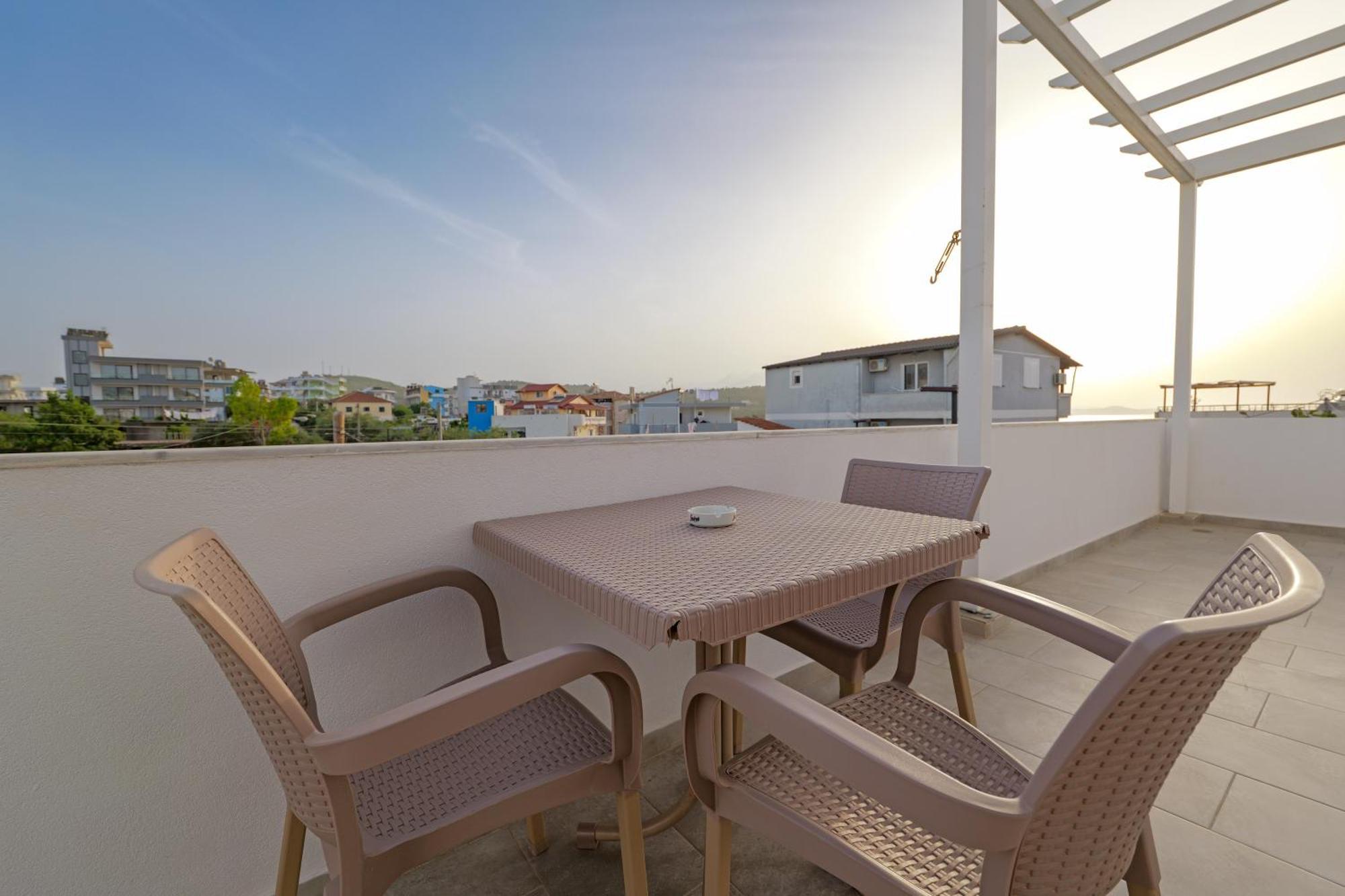 קסאמיל Hotel Veliaj מראה חיצוני תמונה
