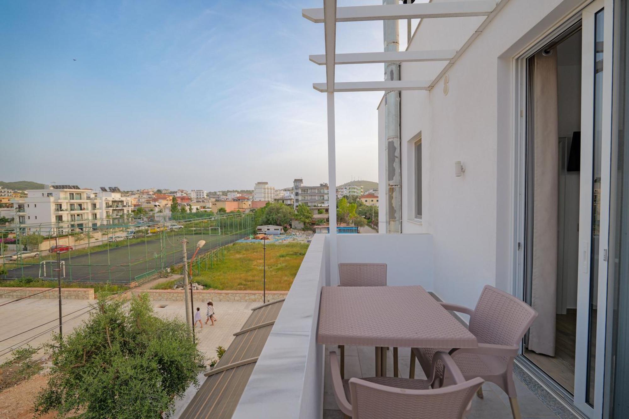 קסאמיל Hotel Veliaj מראה חיצוני תמונה