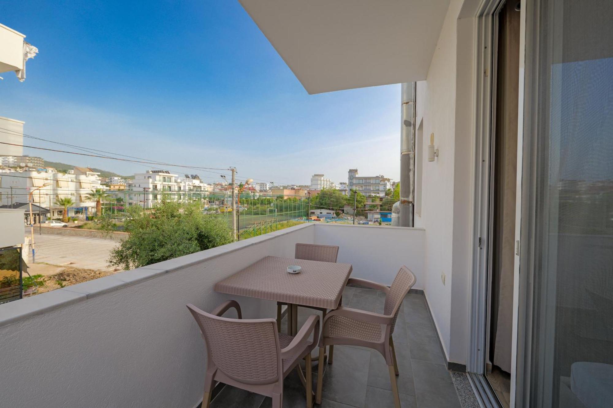 קסאמיל Hotel Veliaj מראה חיצוני תמונה
