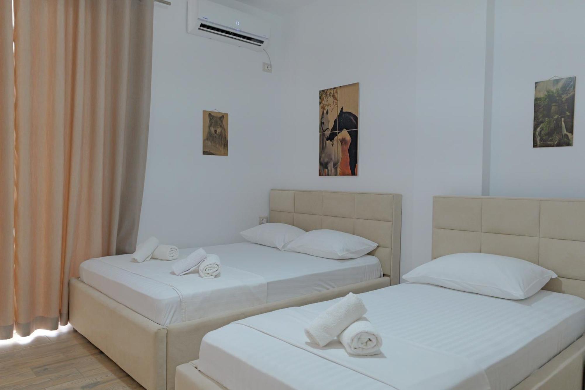 קסאמיל Hotel Veliaj מראה חיצוני תמונה