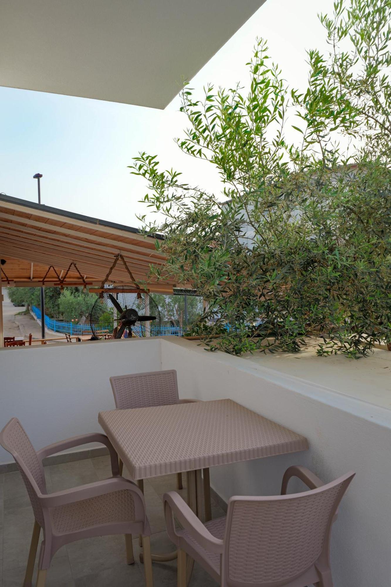 קסאמיל Hotel Veliaj מראה חיצוני תמונה