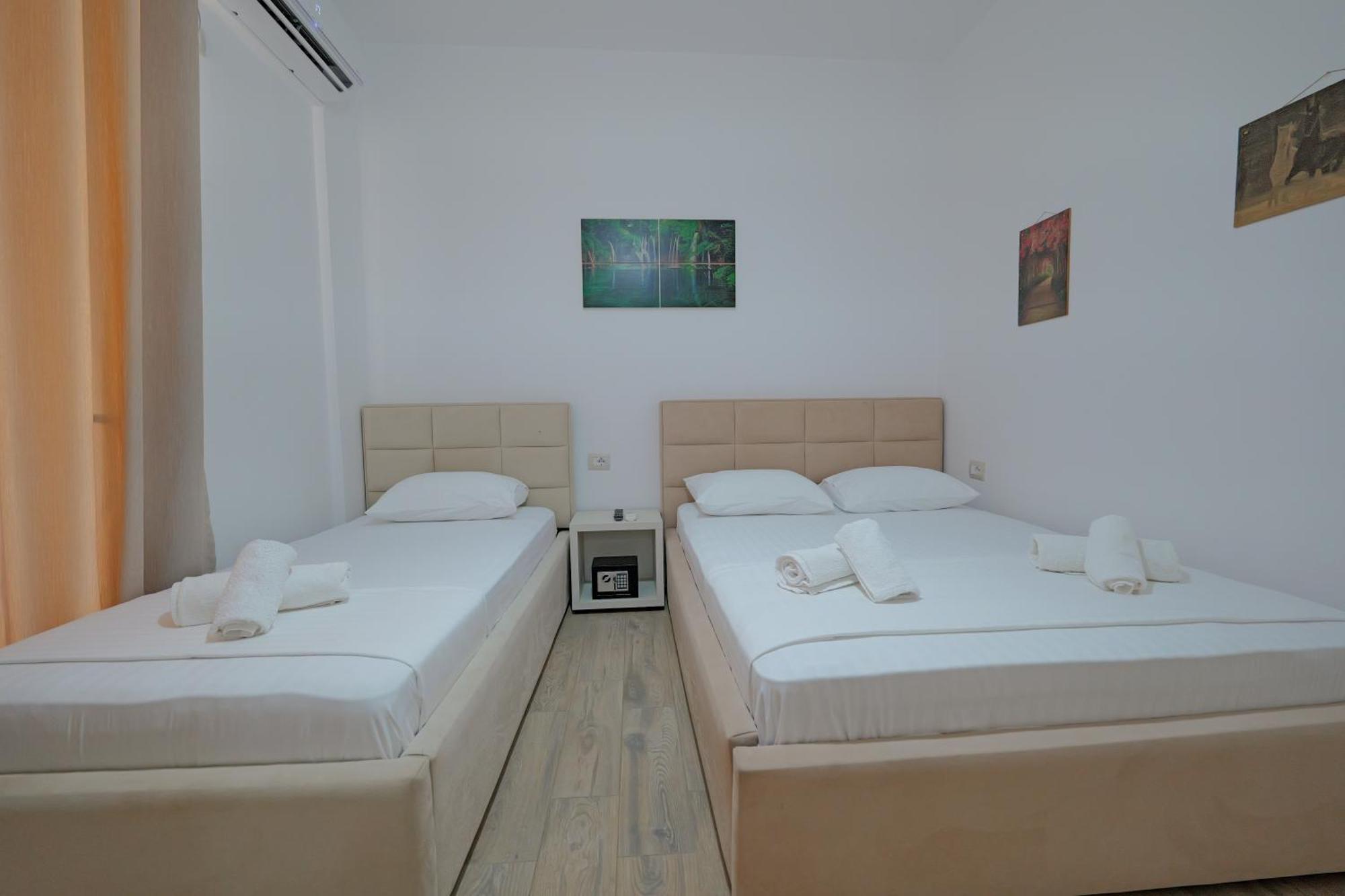 קסאמיל Hotel Veliaj מראה חיצוני תמונה
